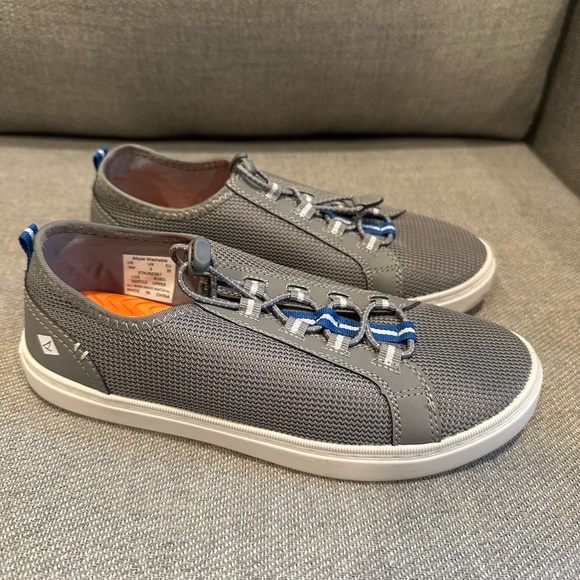 Gently worn Sperry water shoes, Size 3 - Picture 6 of 6